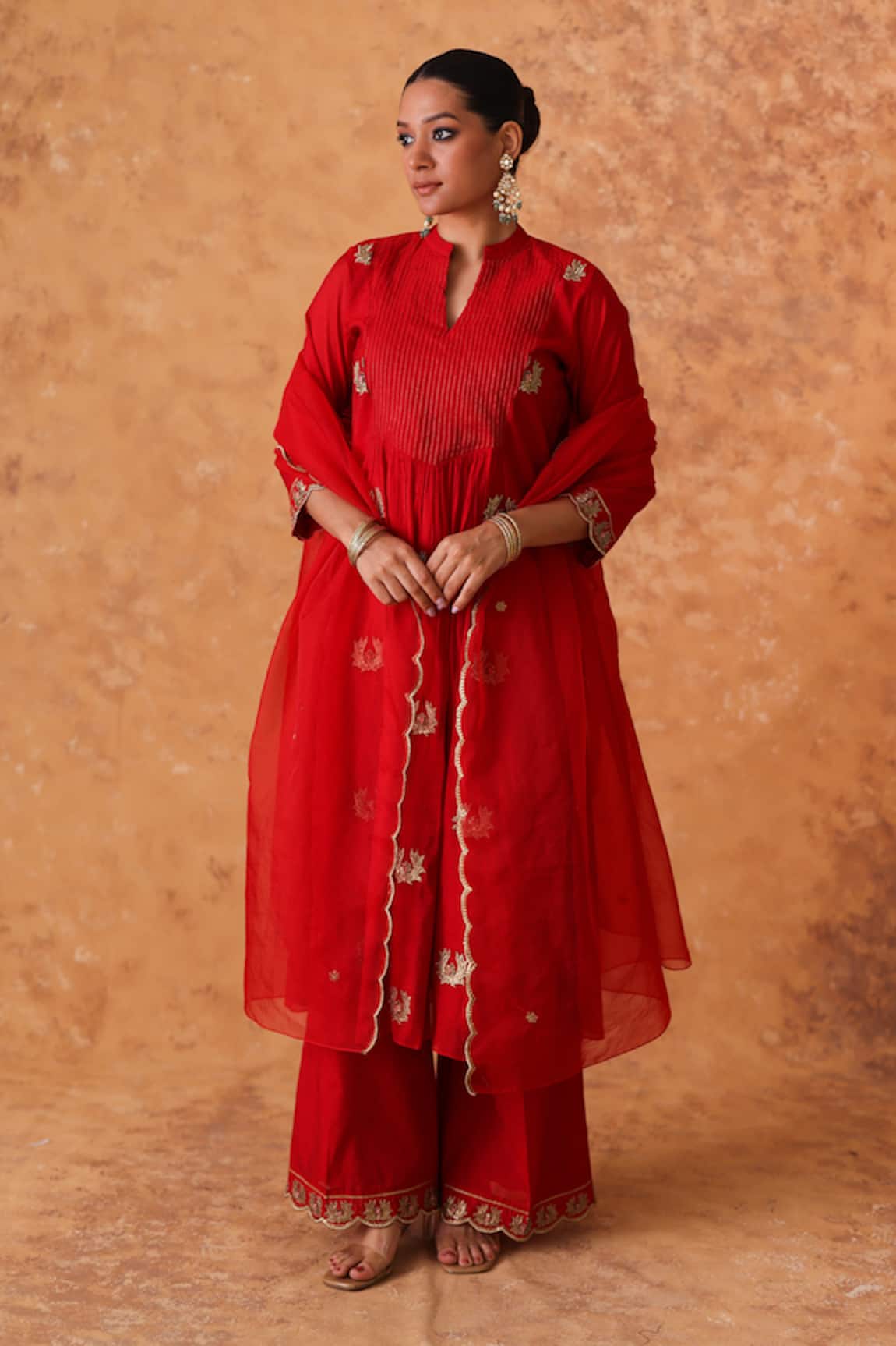 Pouli Pret Red Zari Embroidered Kurta Pant Set 