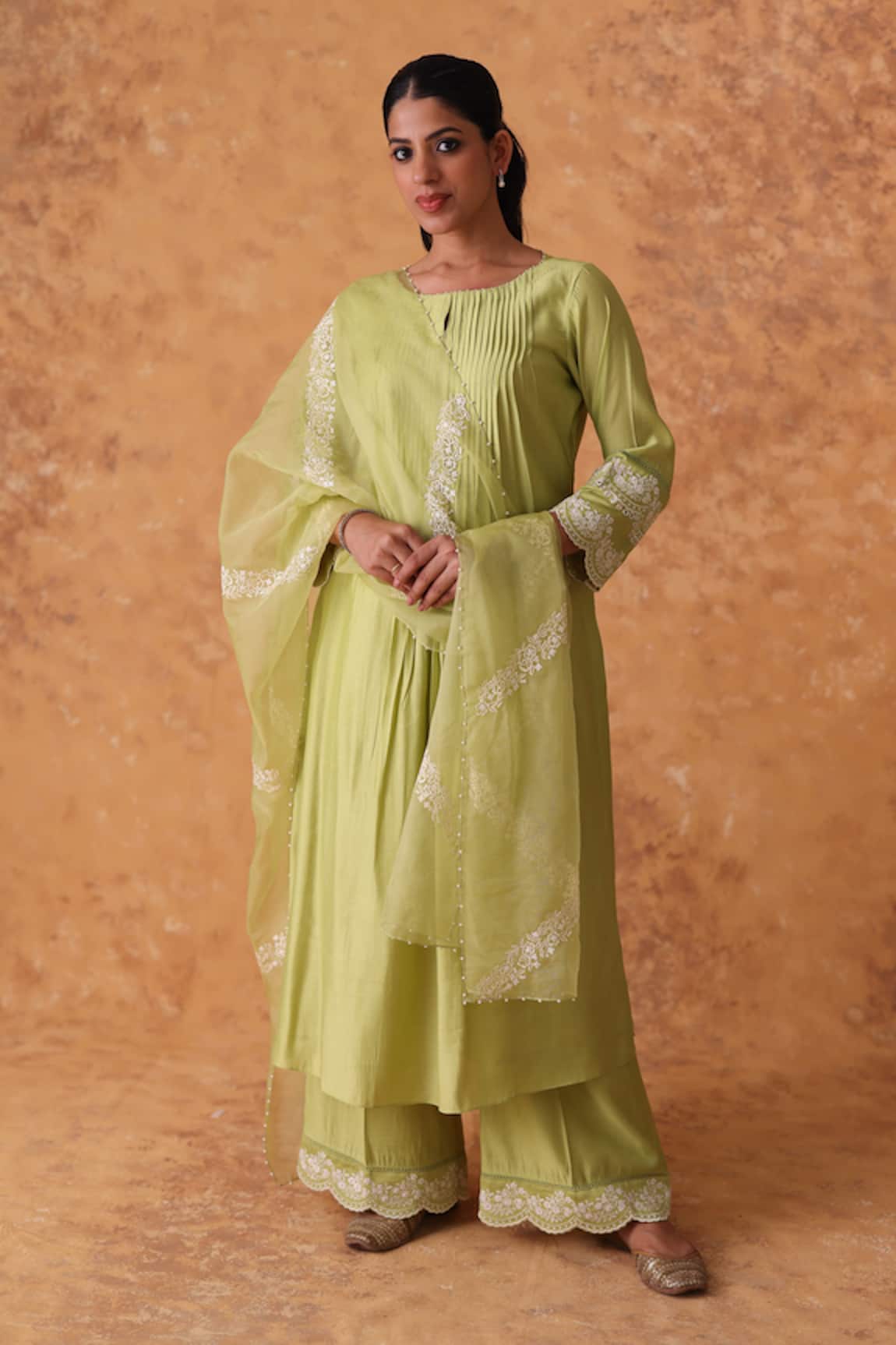 Pouli Pret Green Chanderi Zari Kurta Pant Set 