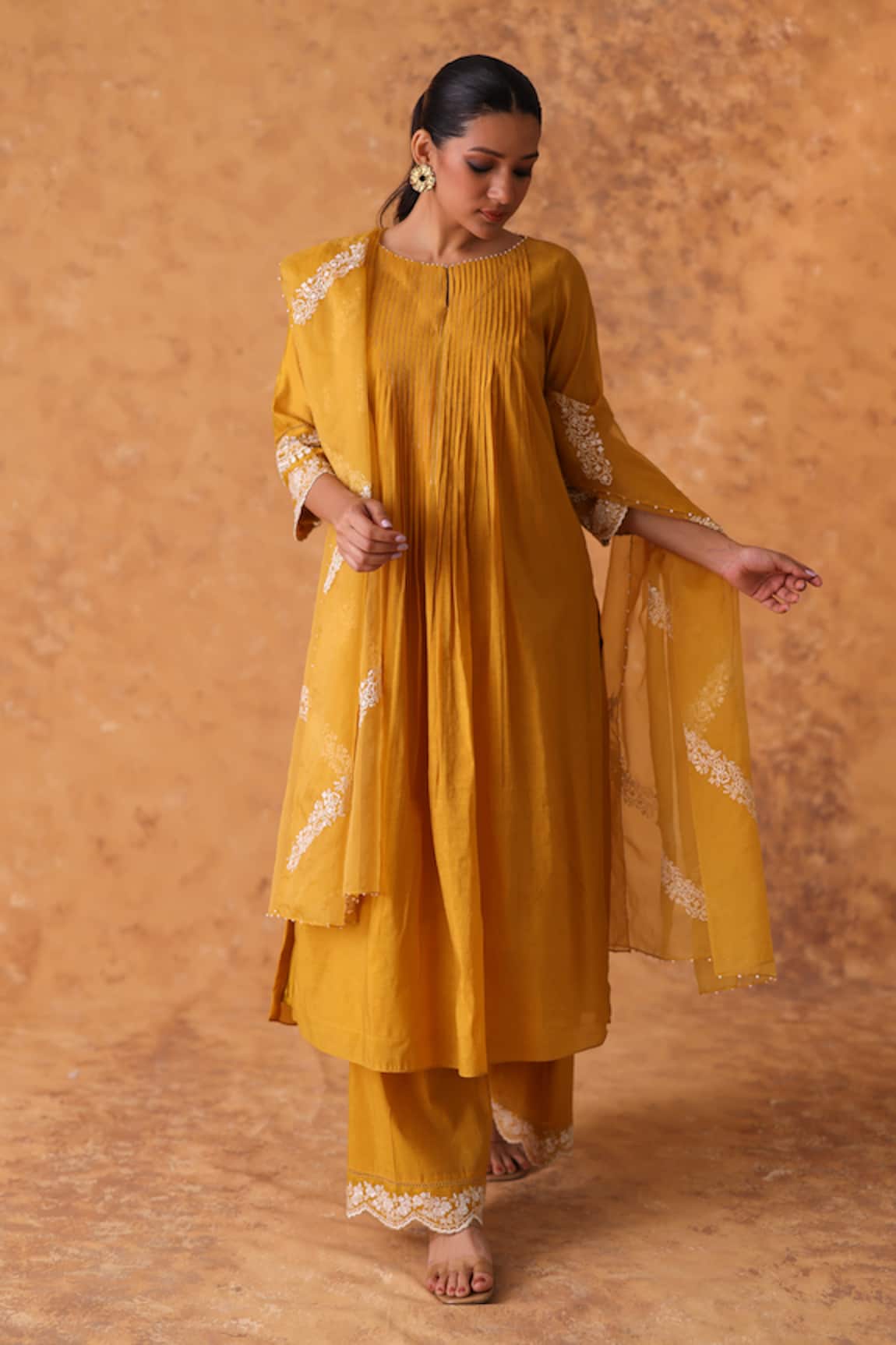 Pouli Pret Zari Work Yellow Chanderi Kurta Set 
