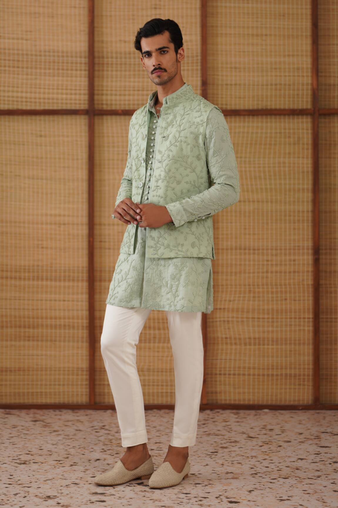 Arjan Dugal Beads Kurta Set 