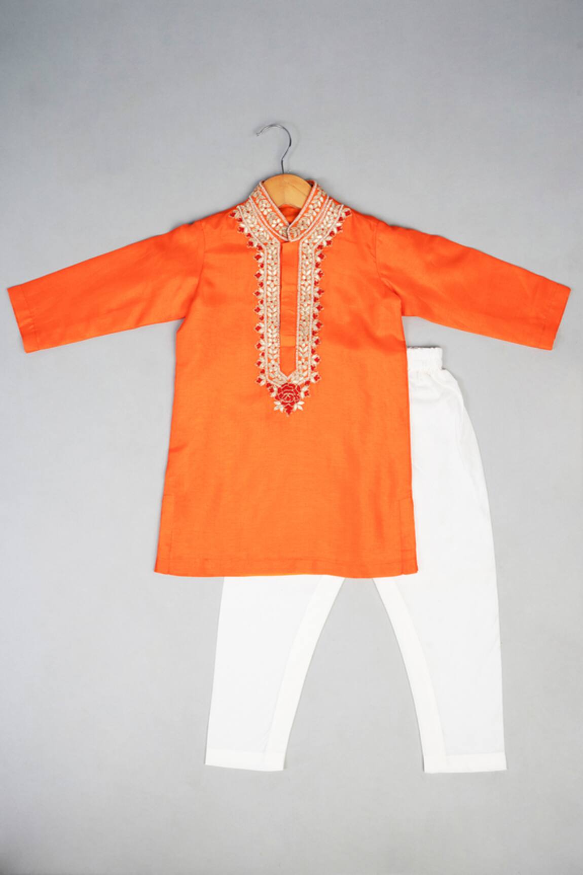 Lil Angels Knot Embroidered Kurta Set 