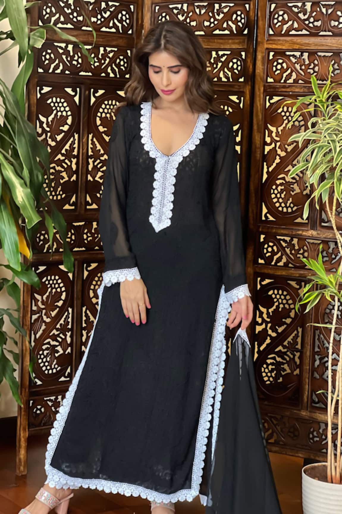 Label Aishwaryrika Midnight Bloom Chikankari Lace Kurta Set 