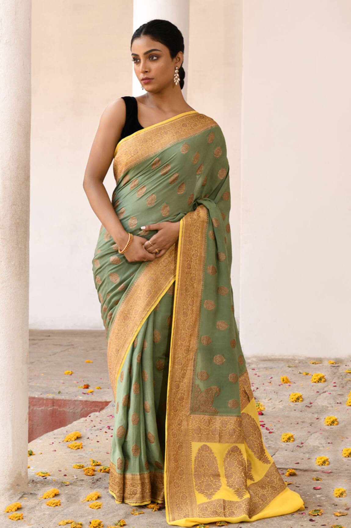 Naaritva India Grass Green Handwoven Zari Banarasi Saree With Running Blouse 