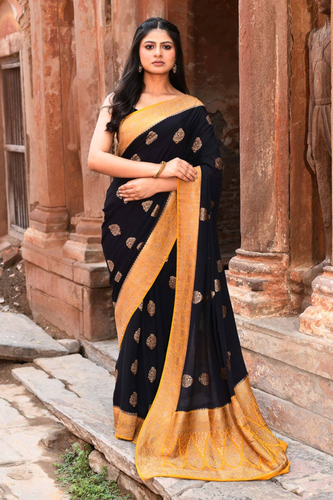 Naaritva India Black Handwoven Zari Banarasi Saree With Running Blouse 