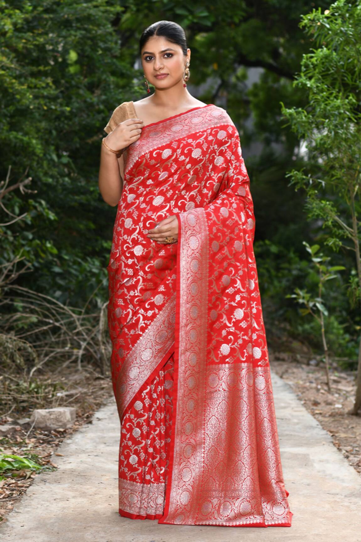 Naaritva India Red Handwoven Zari Banarasi Saree With Running Blouse 