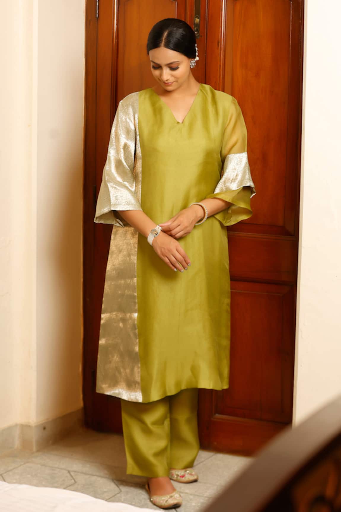 Eeda Green Silk Organza Kurta & Pant Set 