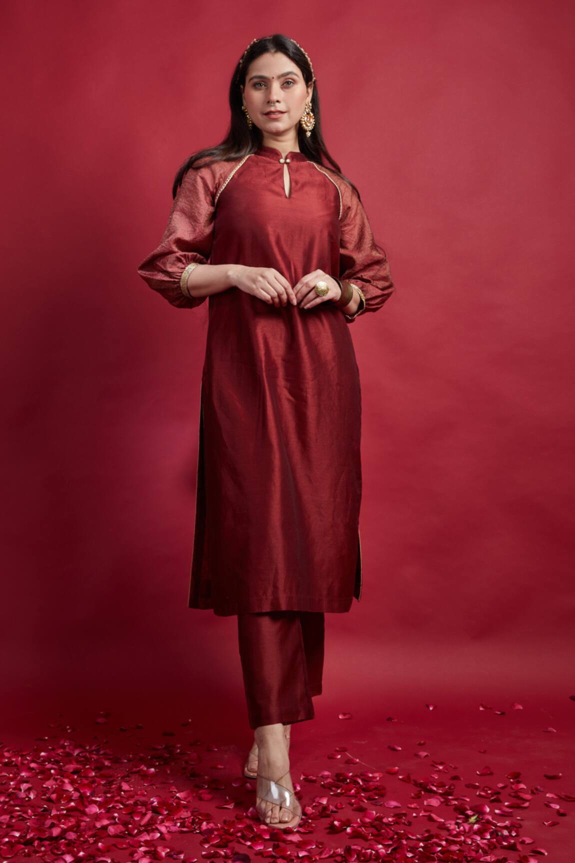 Vinusto Maroon Chanderi Handloom Kurta & Pant Set 