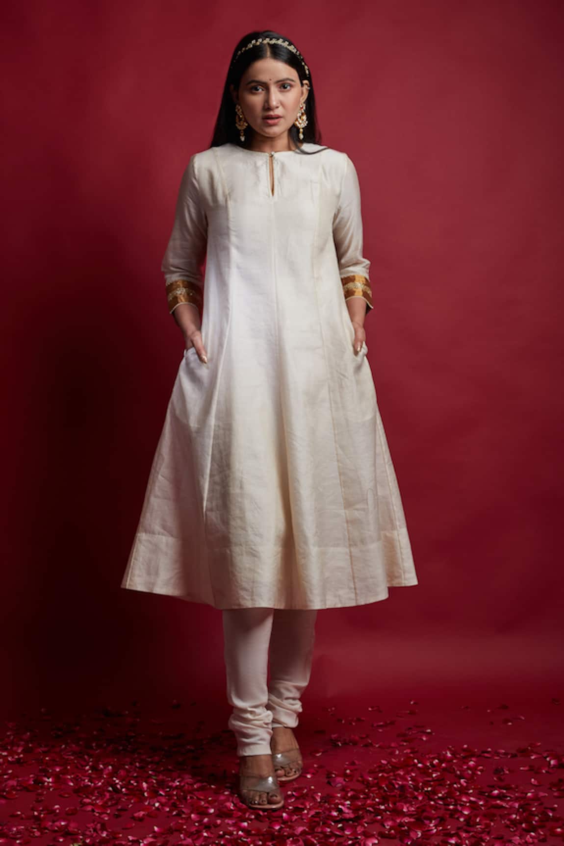 Vinusto Ivory & Gold Striped Anarkali Set 