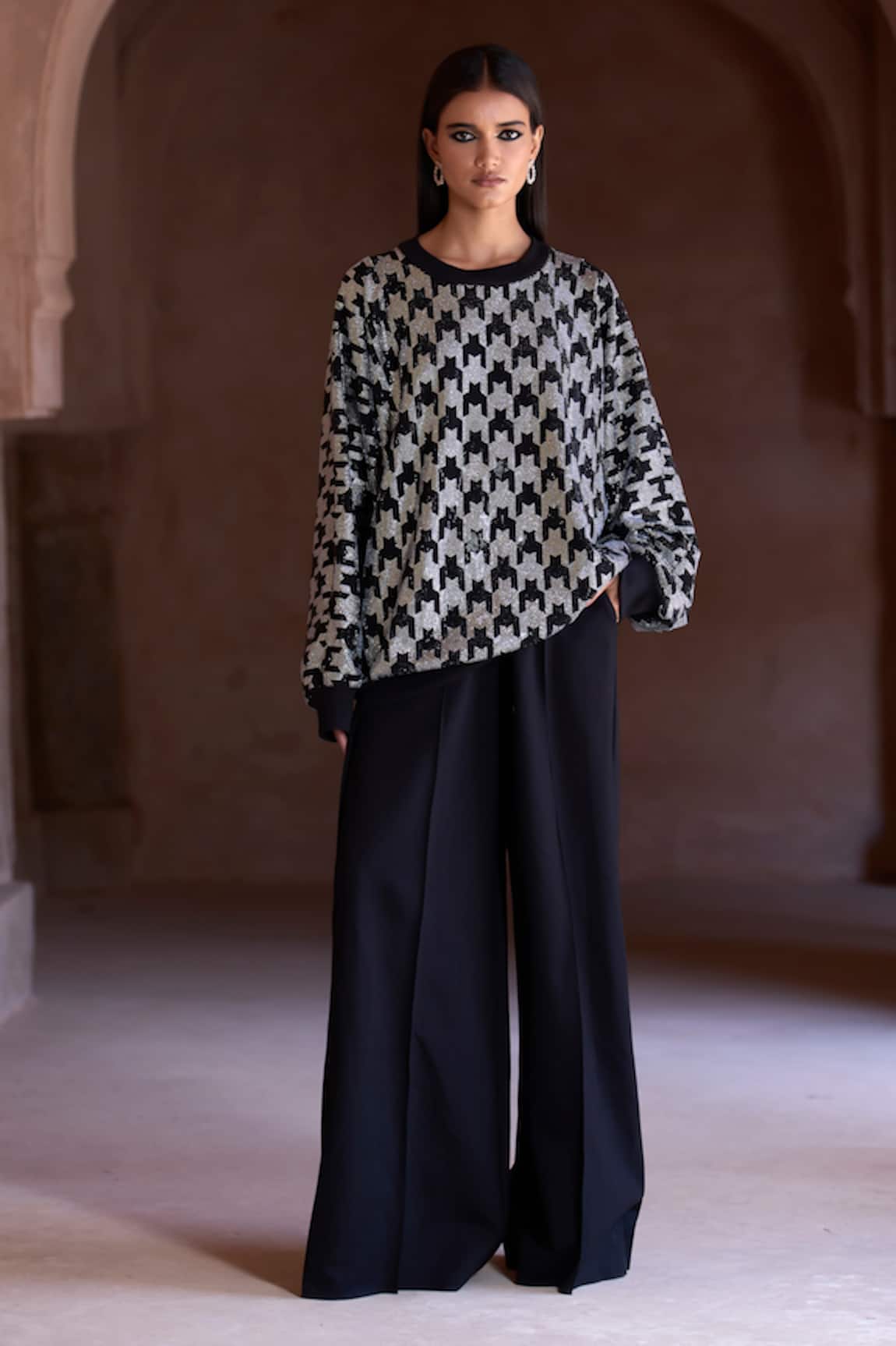 Itrh Houndstooth Oversized Sweatshirt & Pant Set 