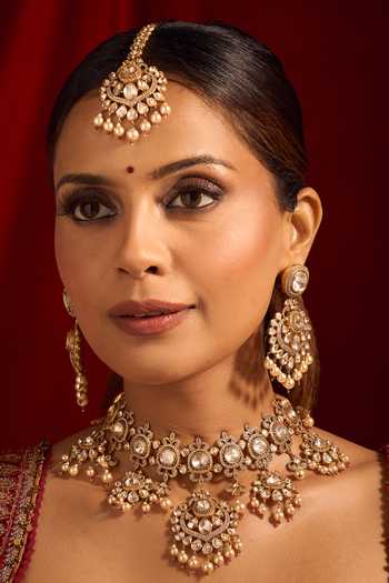 Nazaakat By Samara Singh Kundan Ruby Pink Jewelry Set 