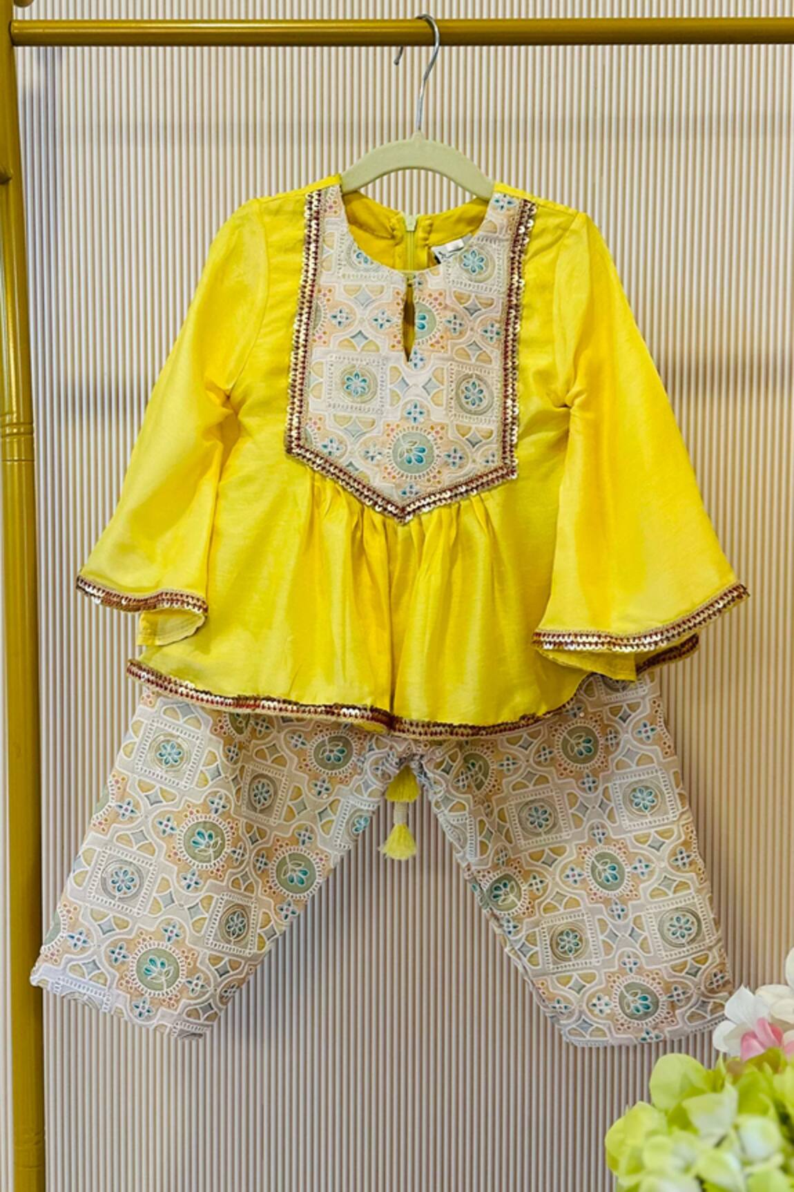 Rage Attire-Sweta Saria Lemon Yellow Designer Kurta Pant Set 