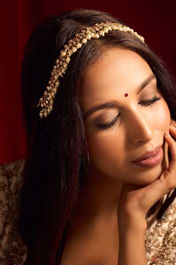 Nazaakat By Samara Singh Ruby Kundan Mathapatti 
