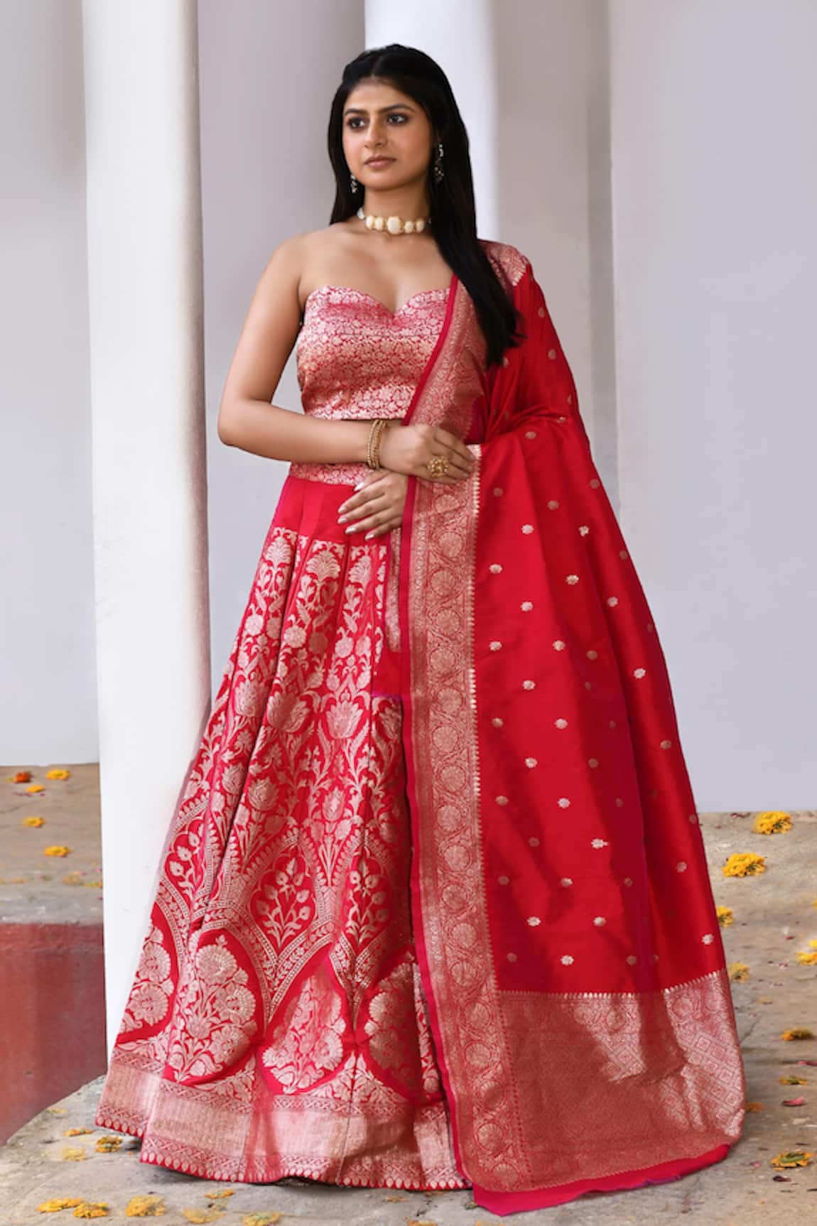 Naaritva India Fuchsia Handwoven Zari Lehenga Set 