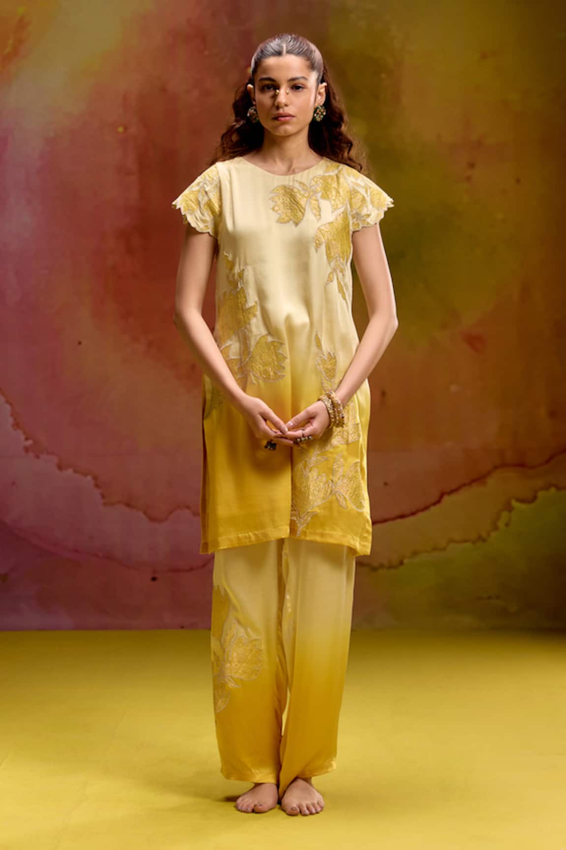 Kavitha Gutta Floral Ombre Satin Kurta Set 