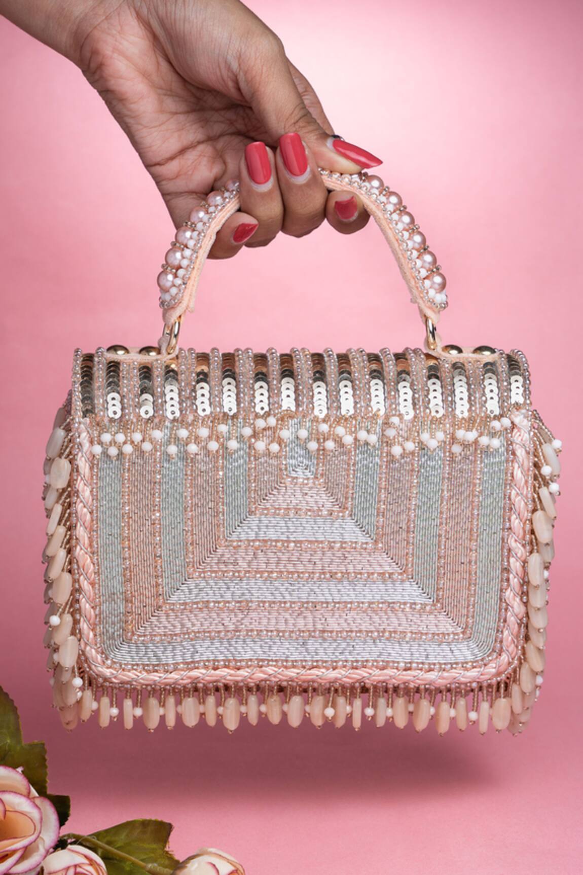 Nayaab By Sonia Matto Splendour Kasse Box Clutch