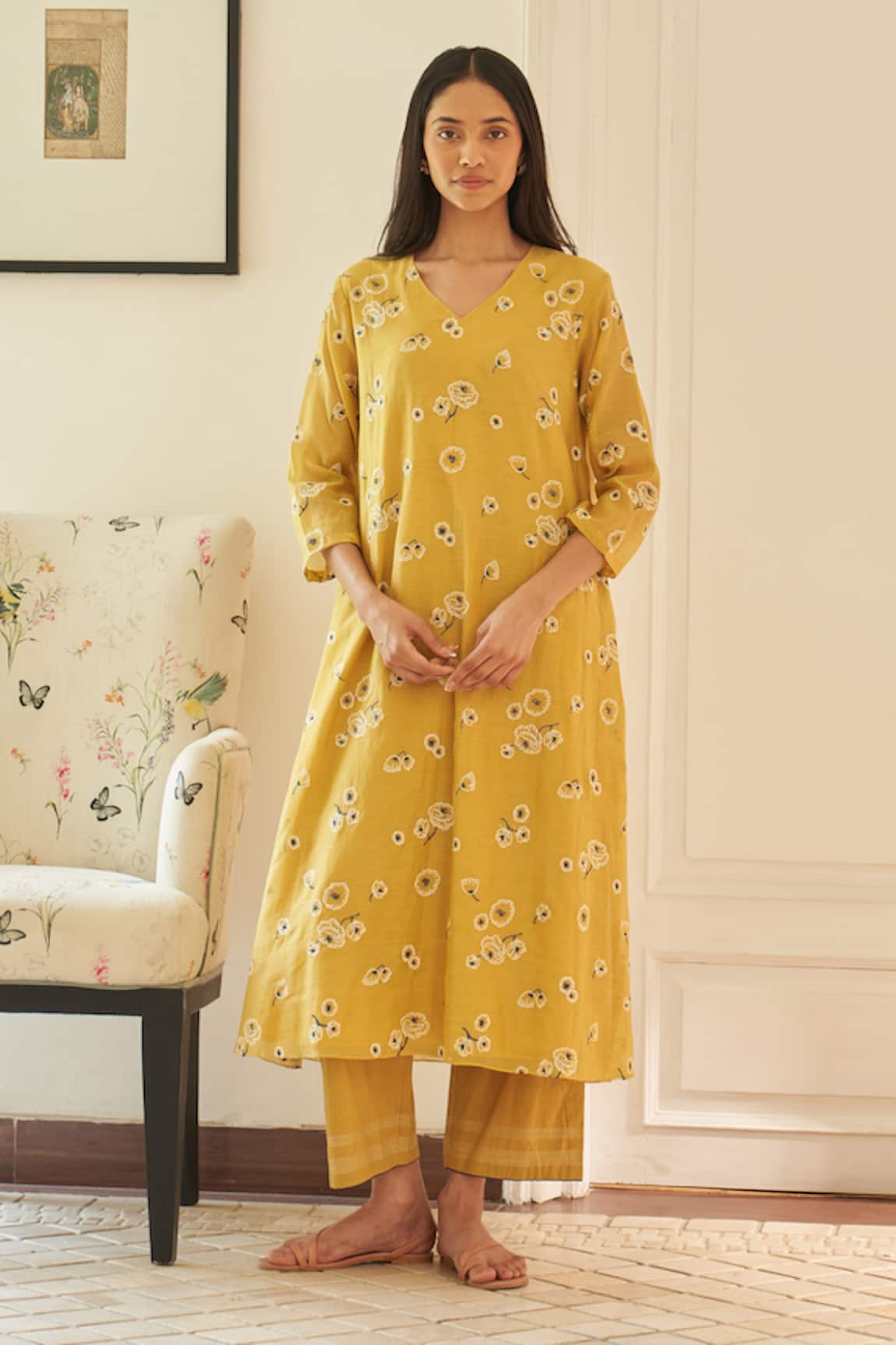 Vaayu Yellow Thread Embroidered Kurta & Pant Set