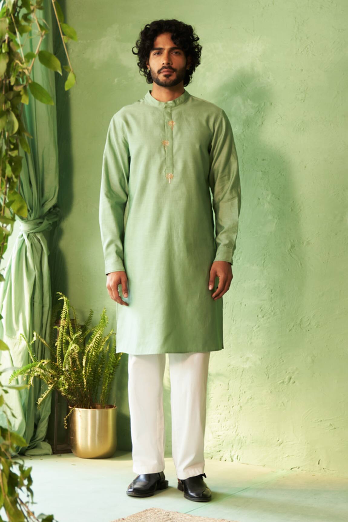 Charkhee Tea Green Chanderi Kurta & Pant Set 