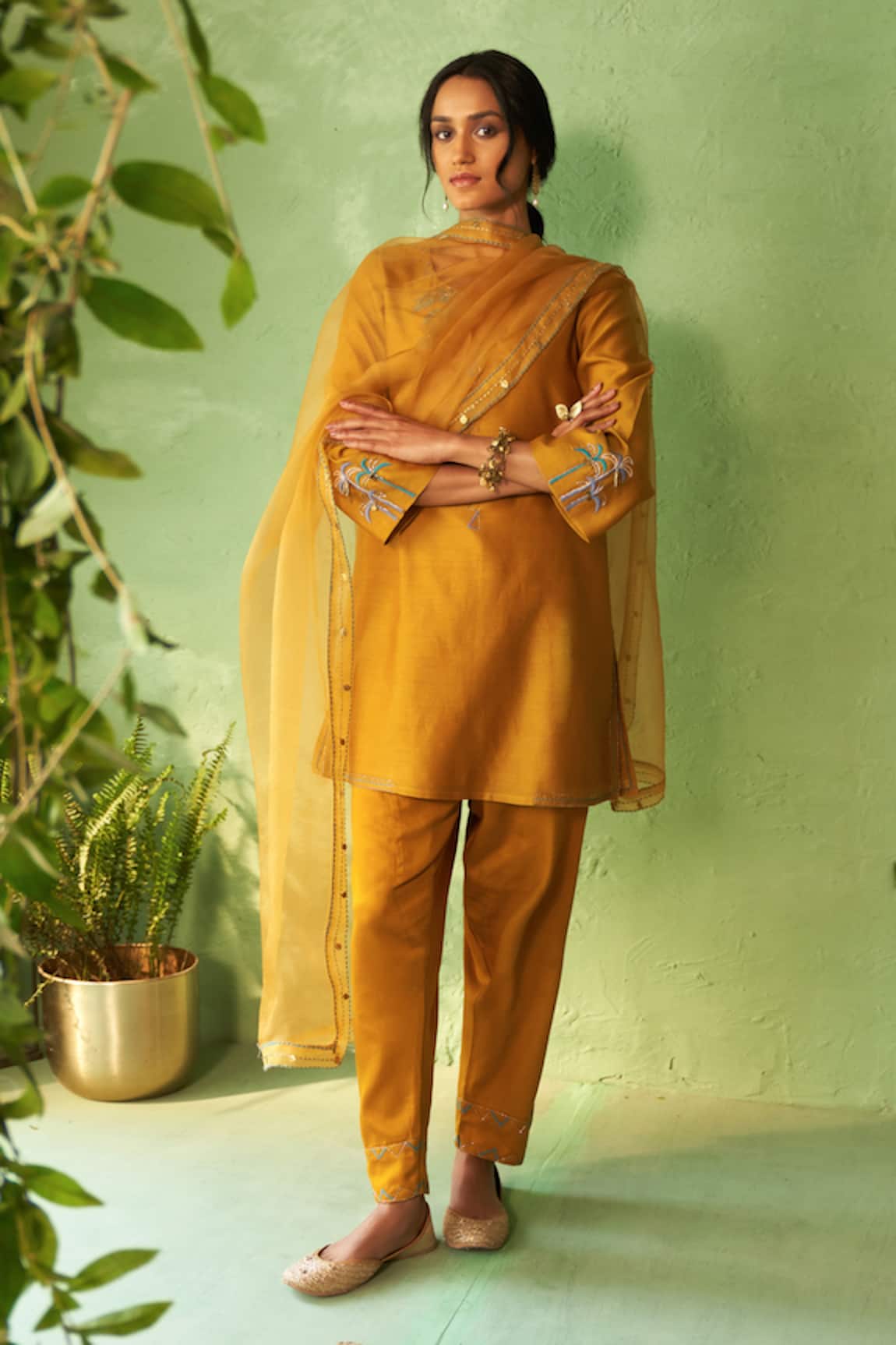 Charkhee Mustard Yellow Chanderi Kurta Set 