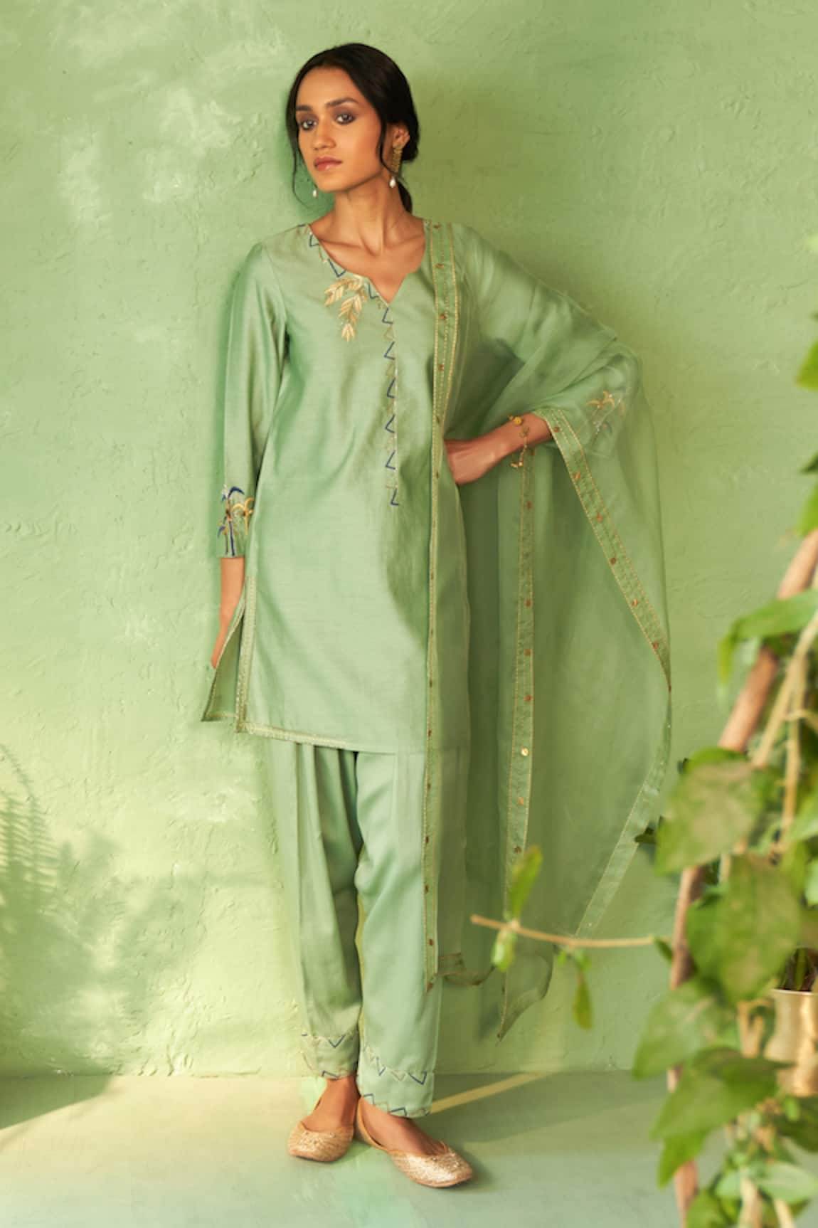 Charkhee Tea Green Embroidered Kurta Set 