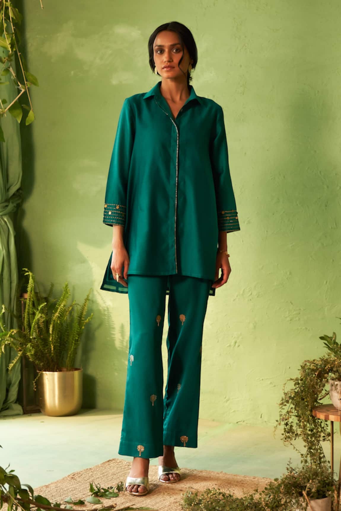 Charkhee Peacock Green Chanderi Kurta Pant Set 