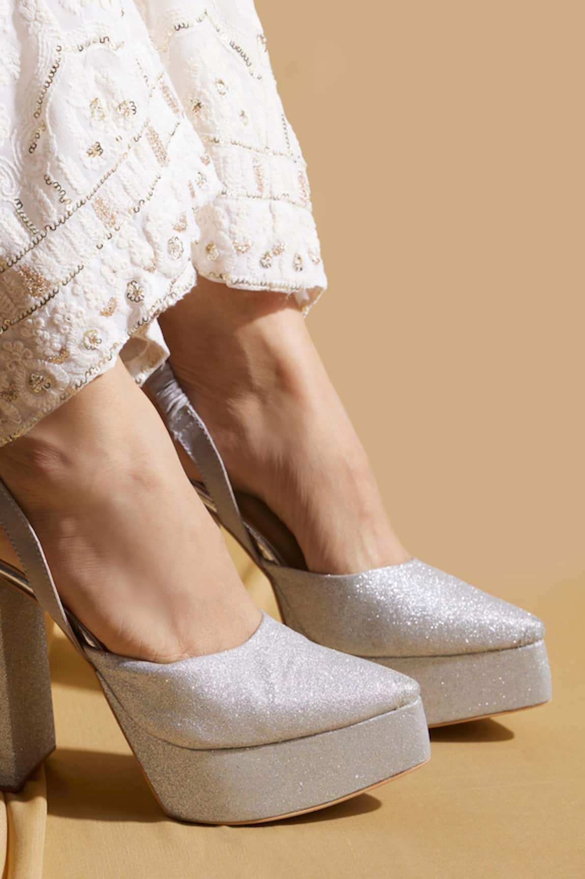 Tiesta Glitter Pointed Toe Platform Pumps 