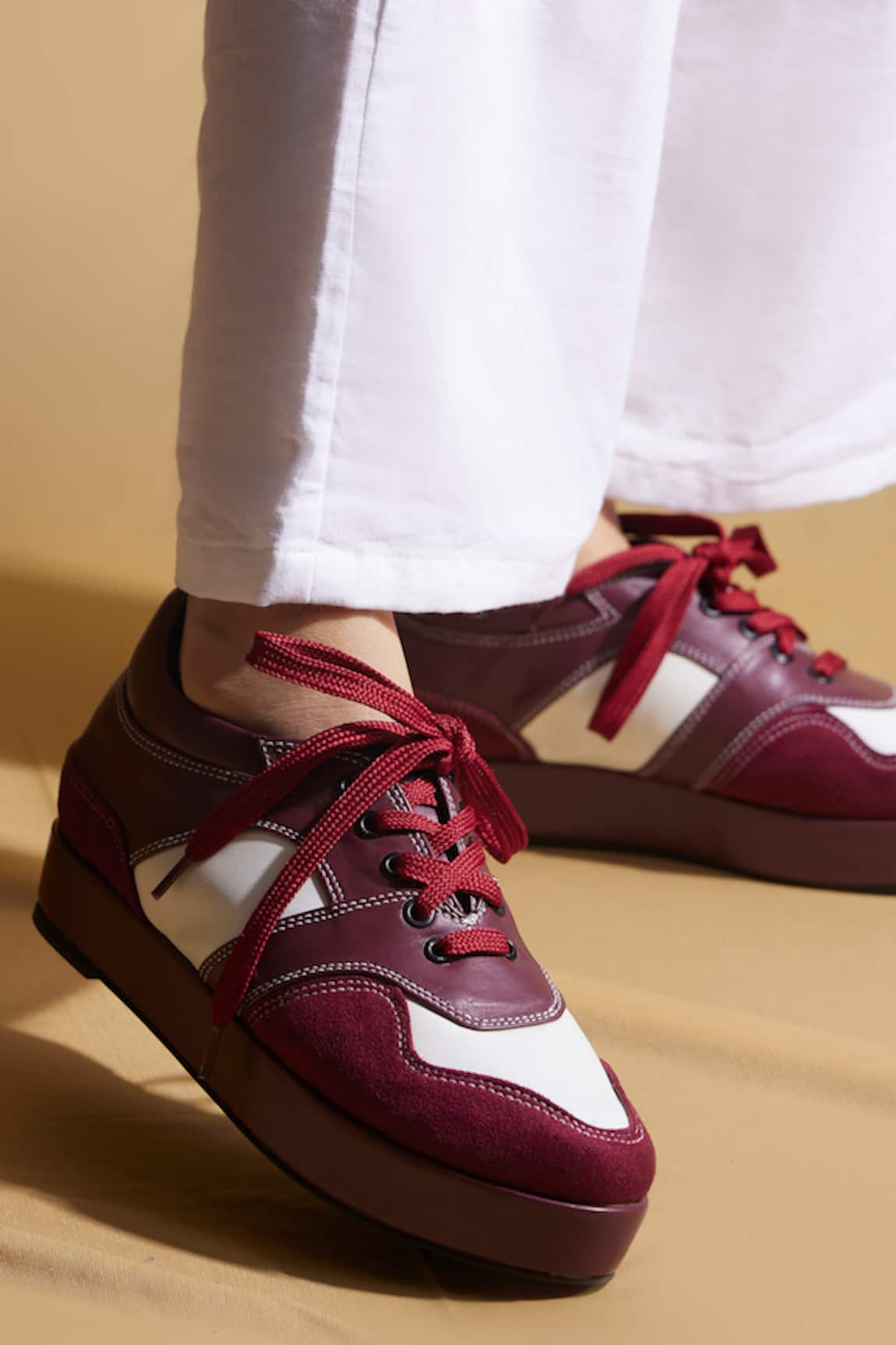 Tiesta Maroon Leather Sneakers 