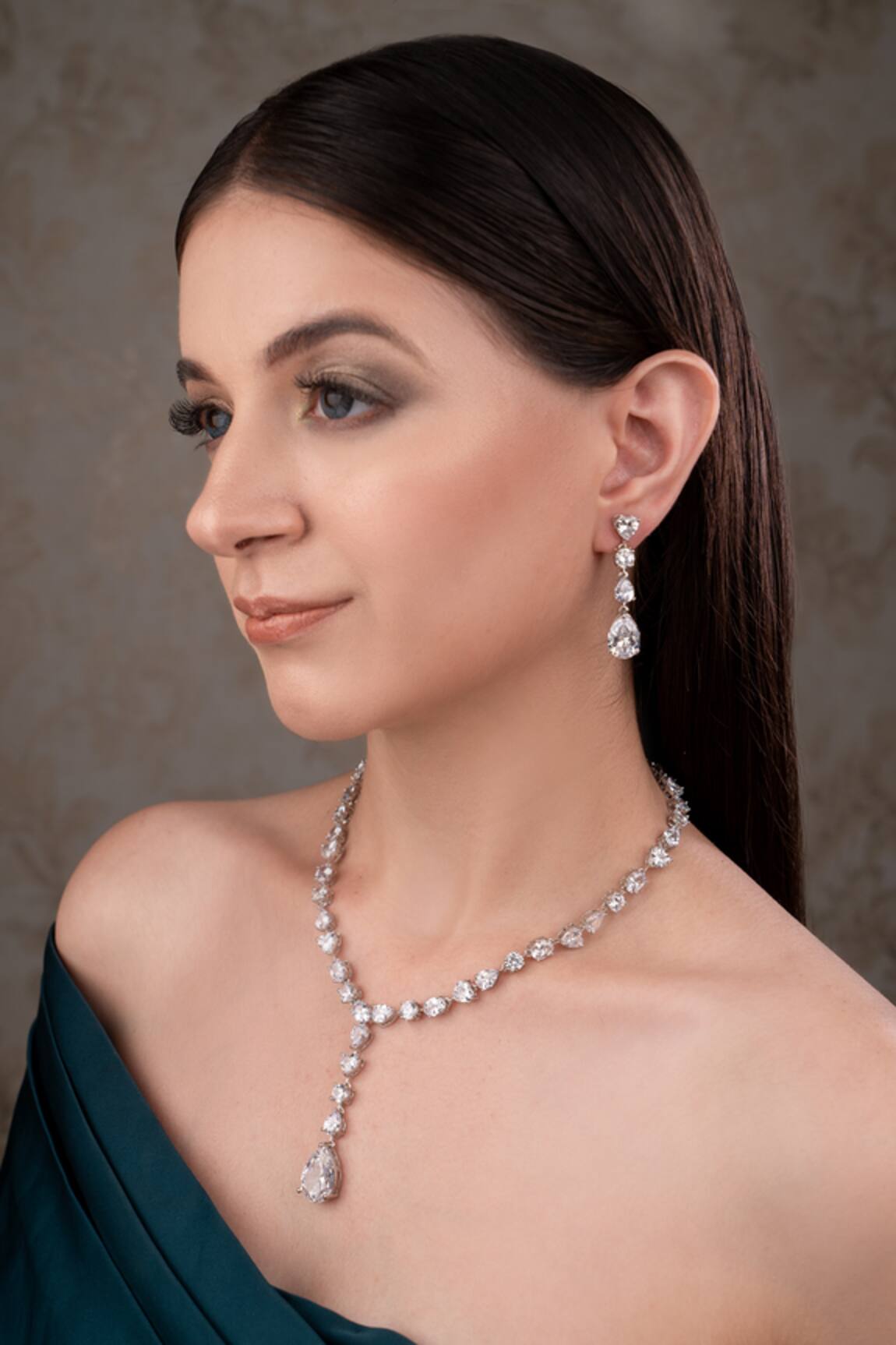 Anana Silver Designer Necklace & Earring Set