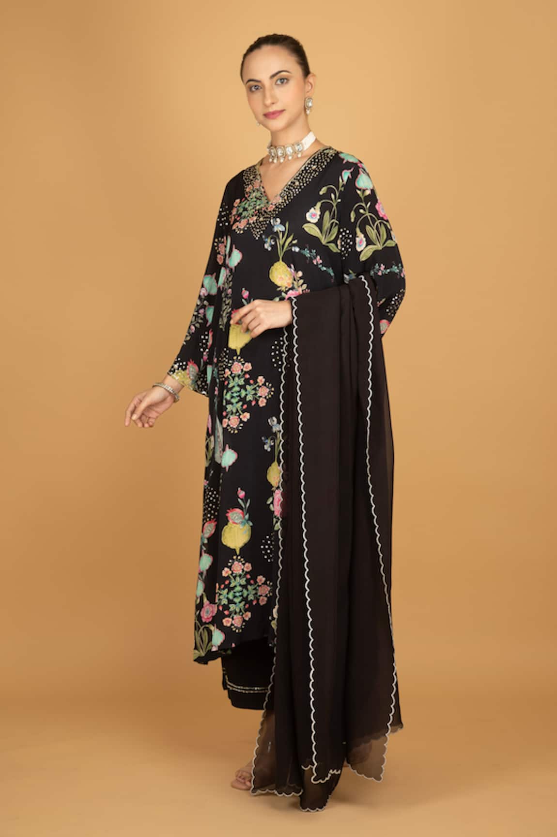 Tanu Malhotra Black Floral Print Kurta Pant Set 