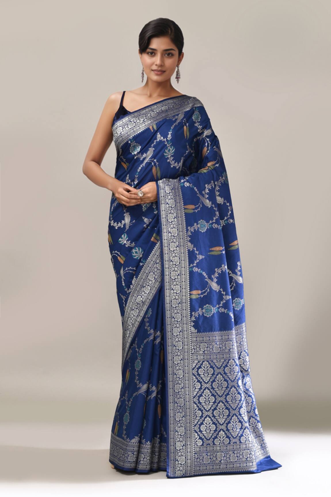 Samyukta Singhania Flower Weave Banarasi Silk Saree With Running Blouse 