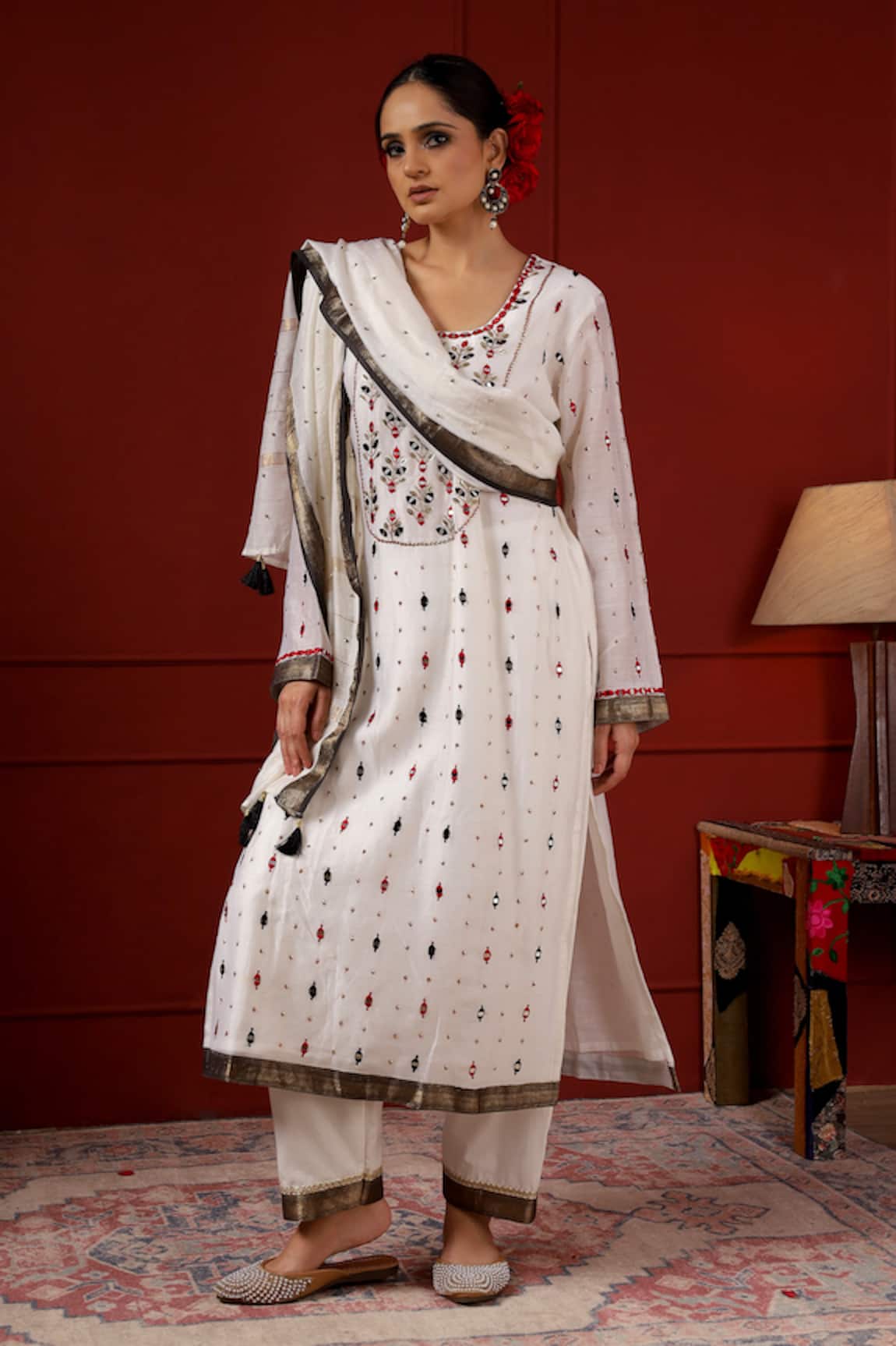 Sheeshakari Embroidered White Silk Kurta Set 