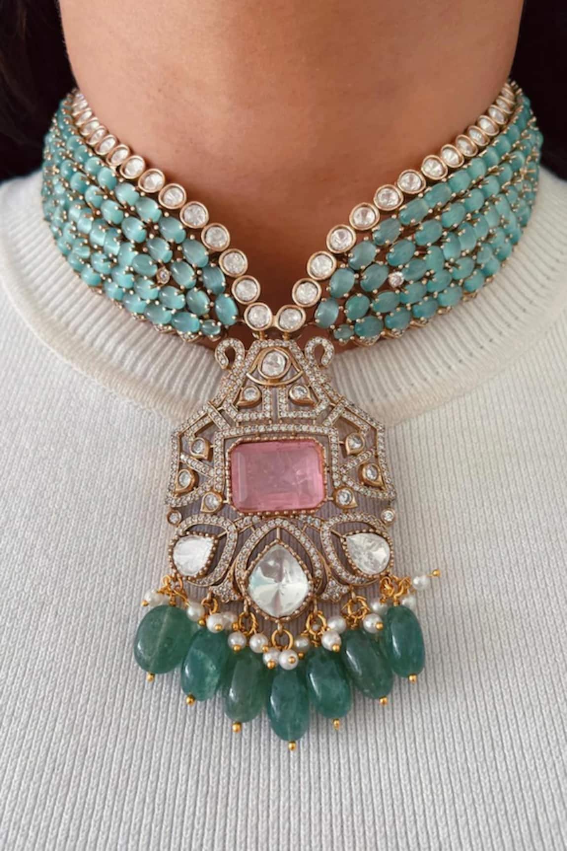 PRERTO Queen Turquoise Emerald Necklace Set