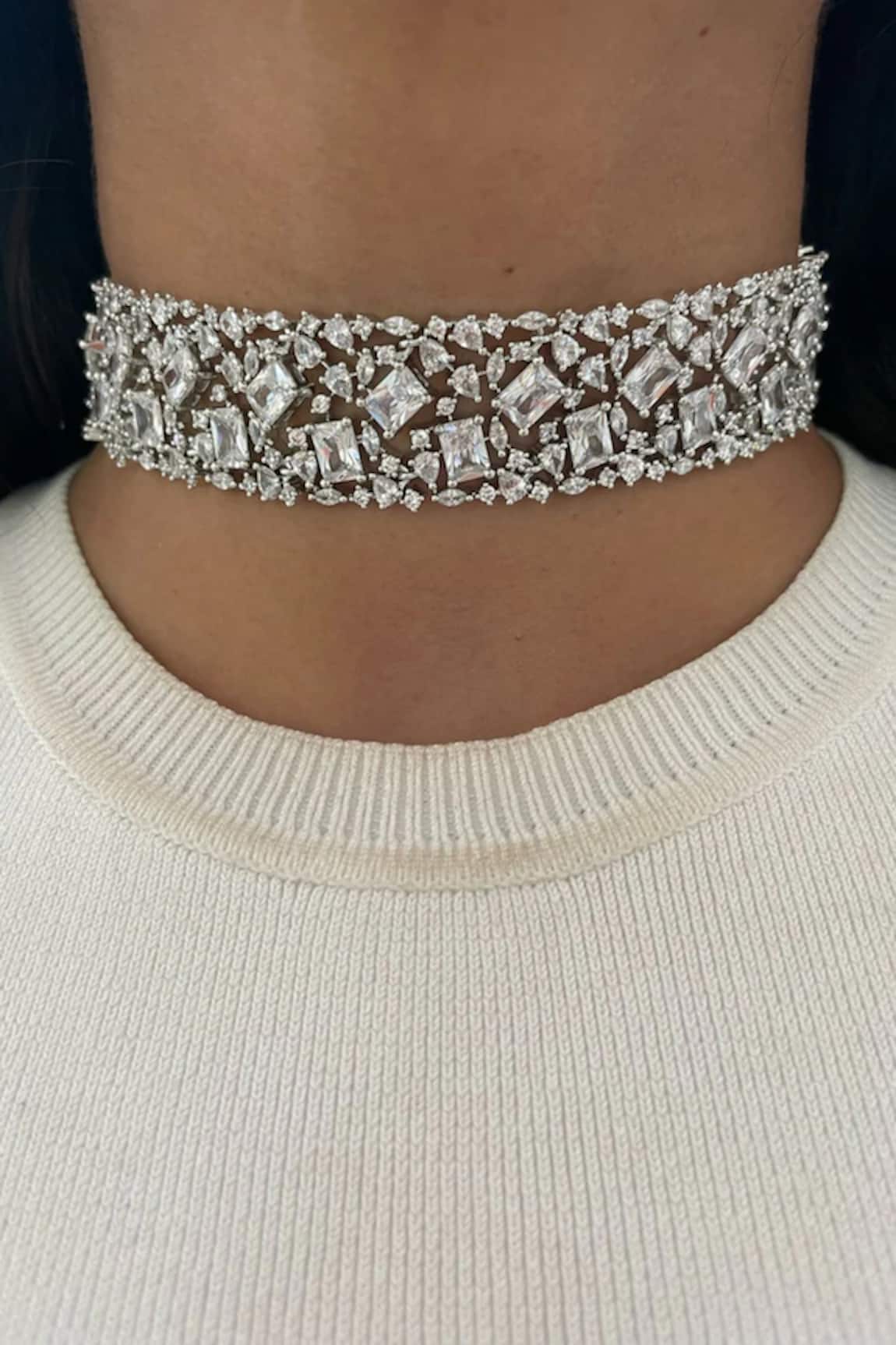 Prerto Baguette & Tear Drops Choker Set 