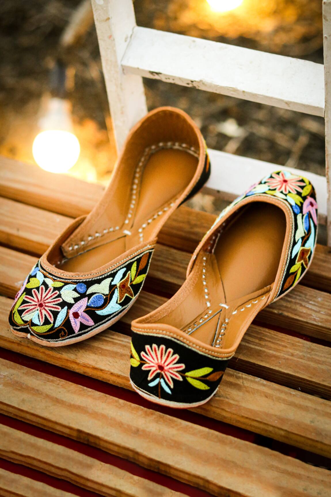 NR By Nidhi Rathi Multicoloured Embroidered Leather Juttis