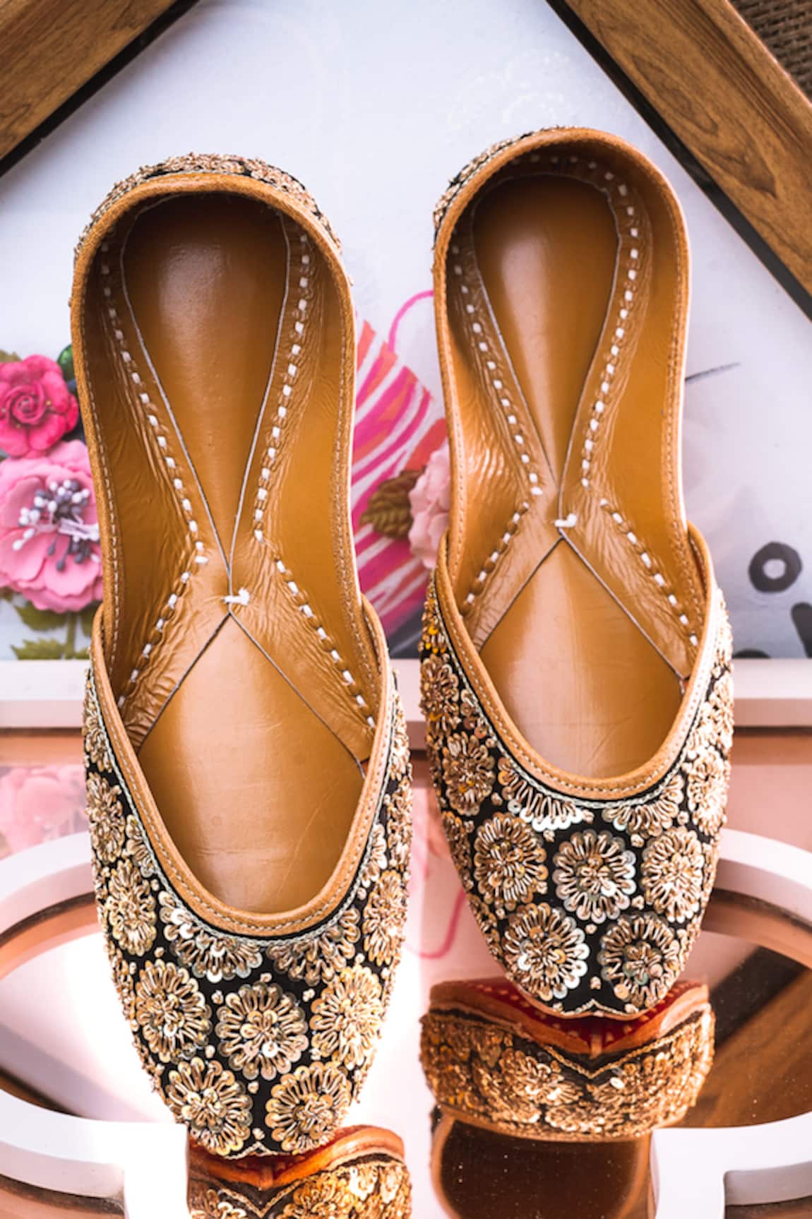 NR By Nidhi Rathi Embellished Black Leather Ethnic Juttis