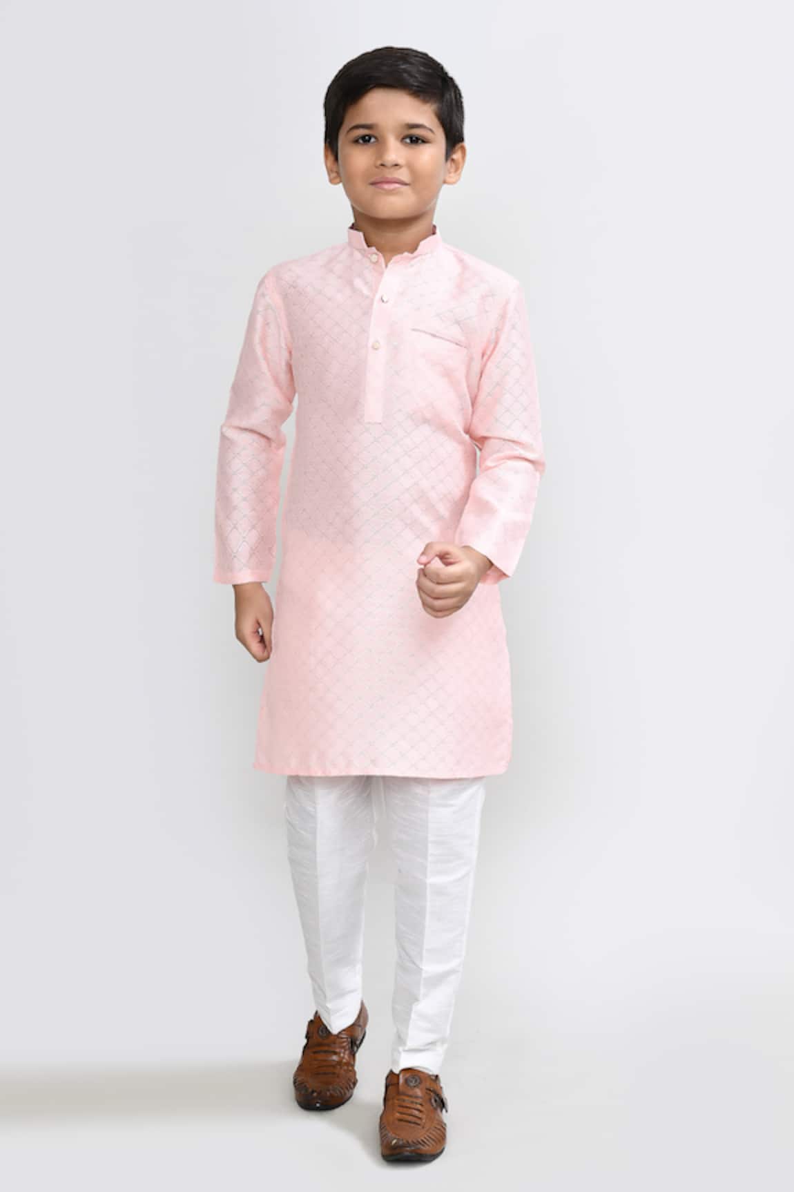 Petite Pomme Peach Geometric Kurta & White Pant Set 
