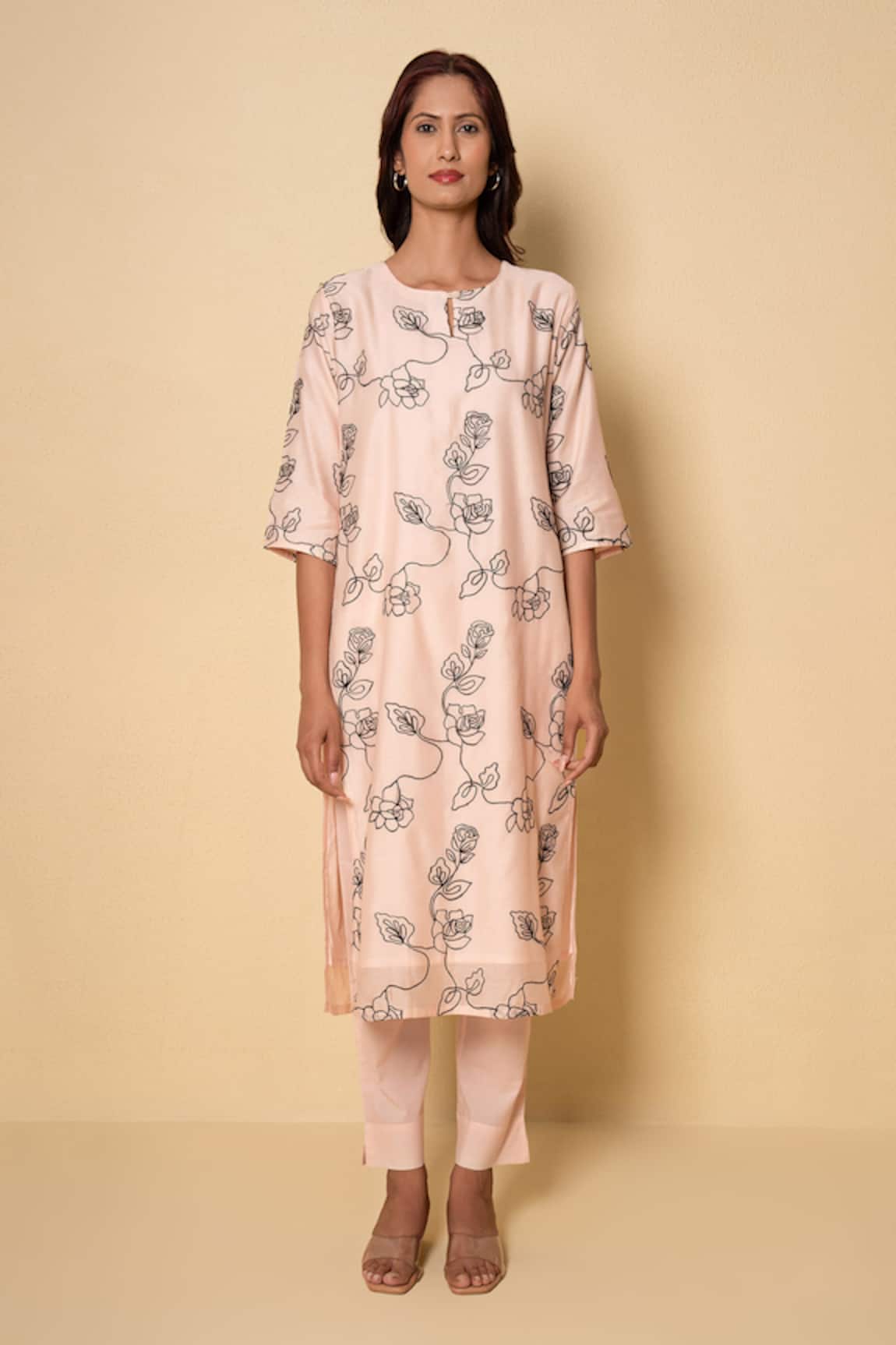 Kameez Embroidered Chanderi Kurta Set