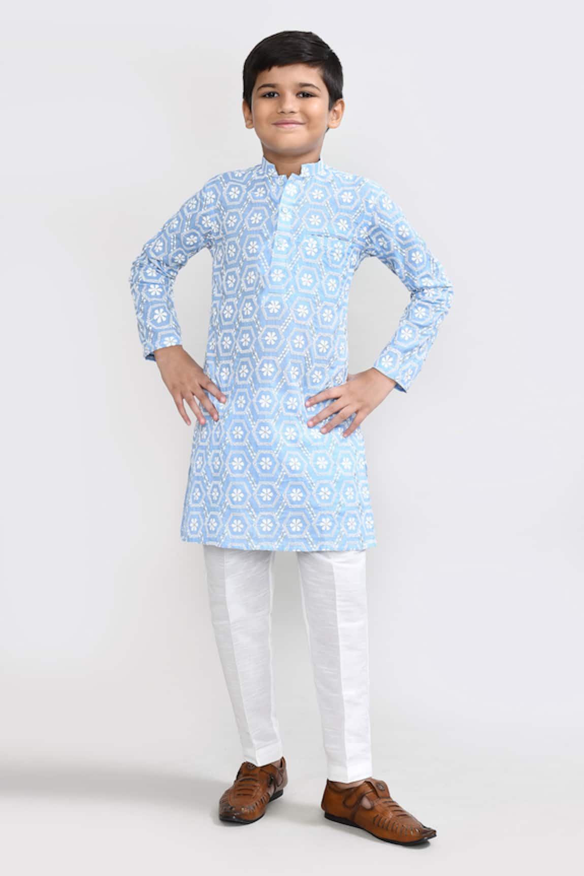 Petite Pomme Skyblue Embroidered Kurta & Pant Set 
