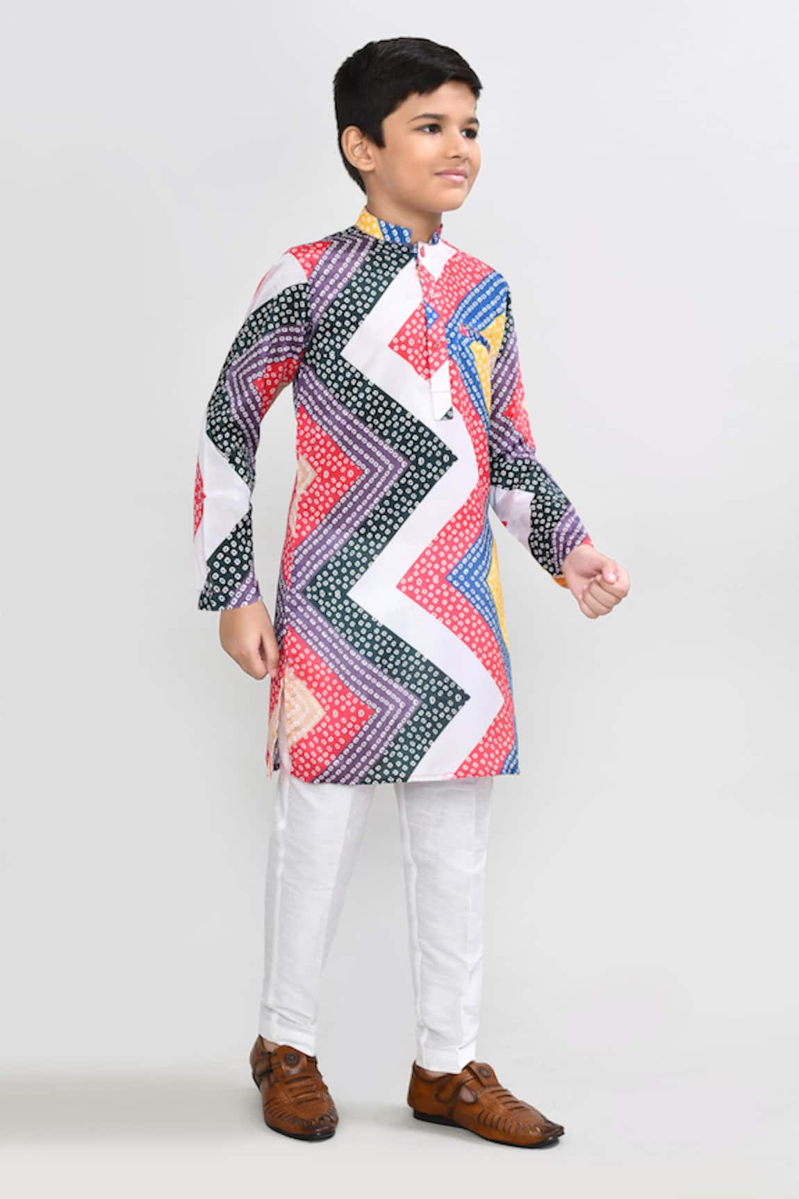 Petite Pomme Multicolour Printed Kurta & White Pant Set 