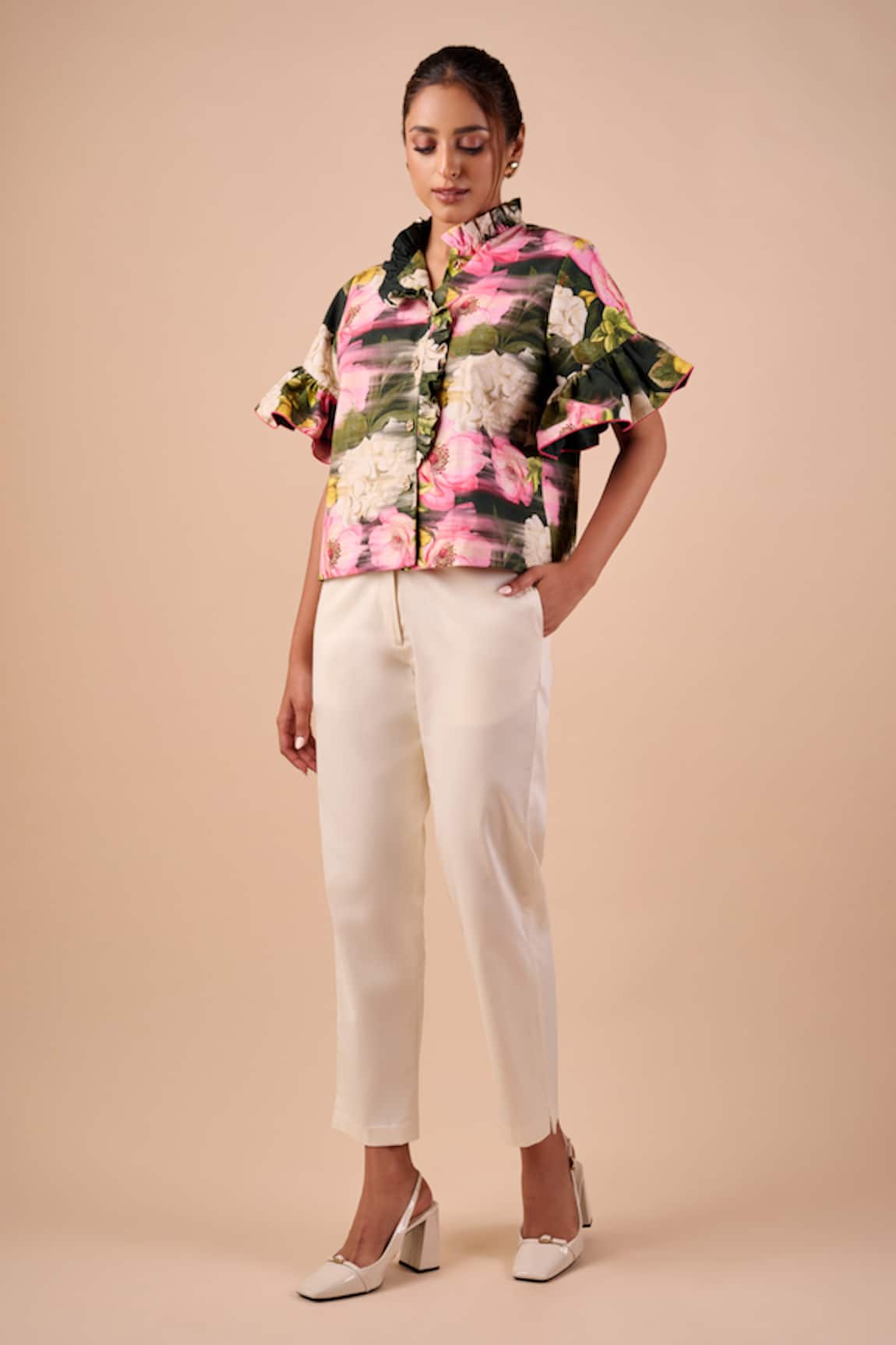 Shriya Som Floral Print Straight Pant 