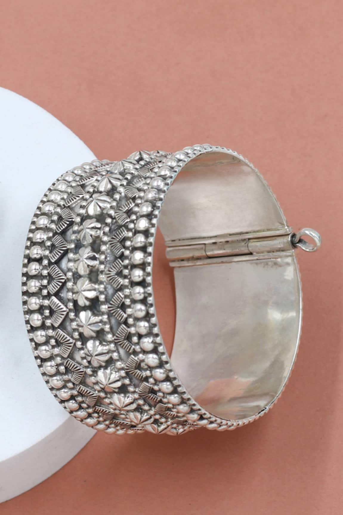 Sangeeta Boochra Designer Silver Handcrafted Bangle 