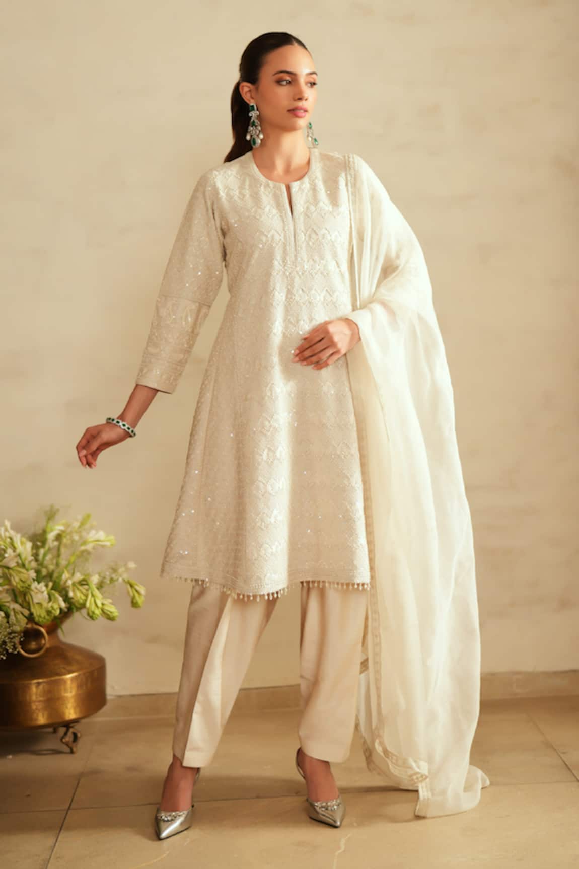 Saisha Ivory Jhalak Silk Kurta Set