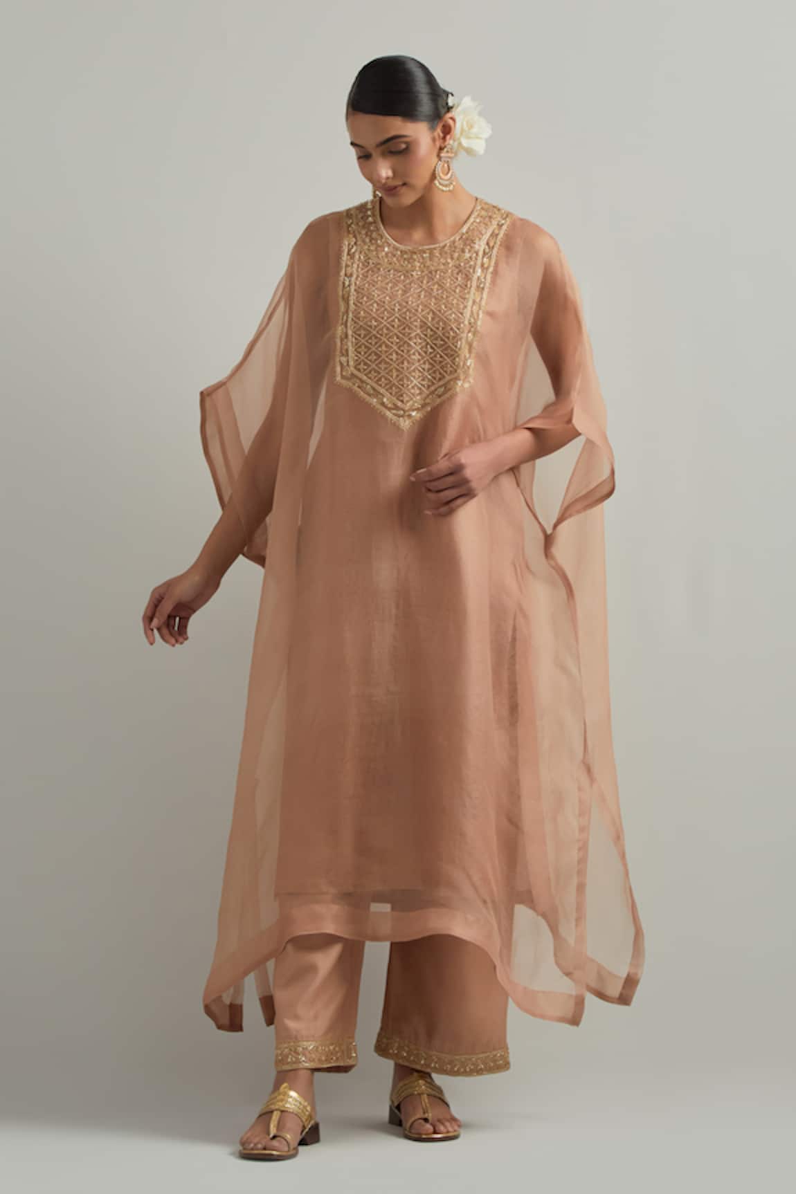 Ikshita Choudhary Dust Pink Hand Embroidered Kaftan Set 