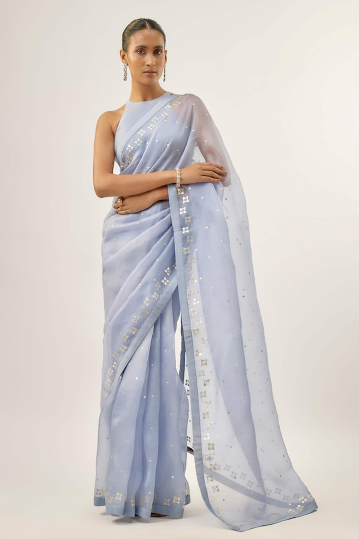 Priyal Prakash FOUR-PETAL FLORAL TENDRIL SAREE SET Four-Petal Floral Tendril Saree Set 