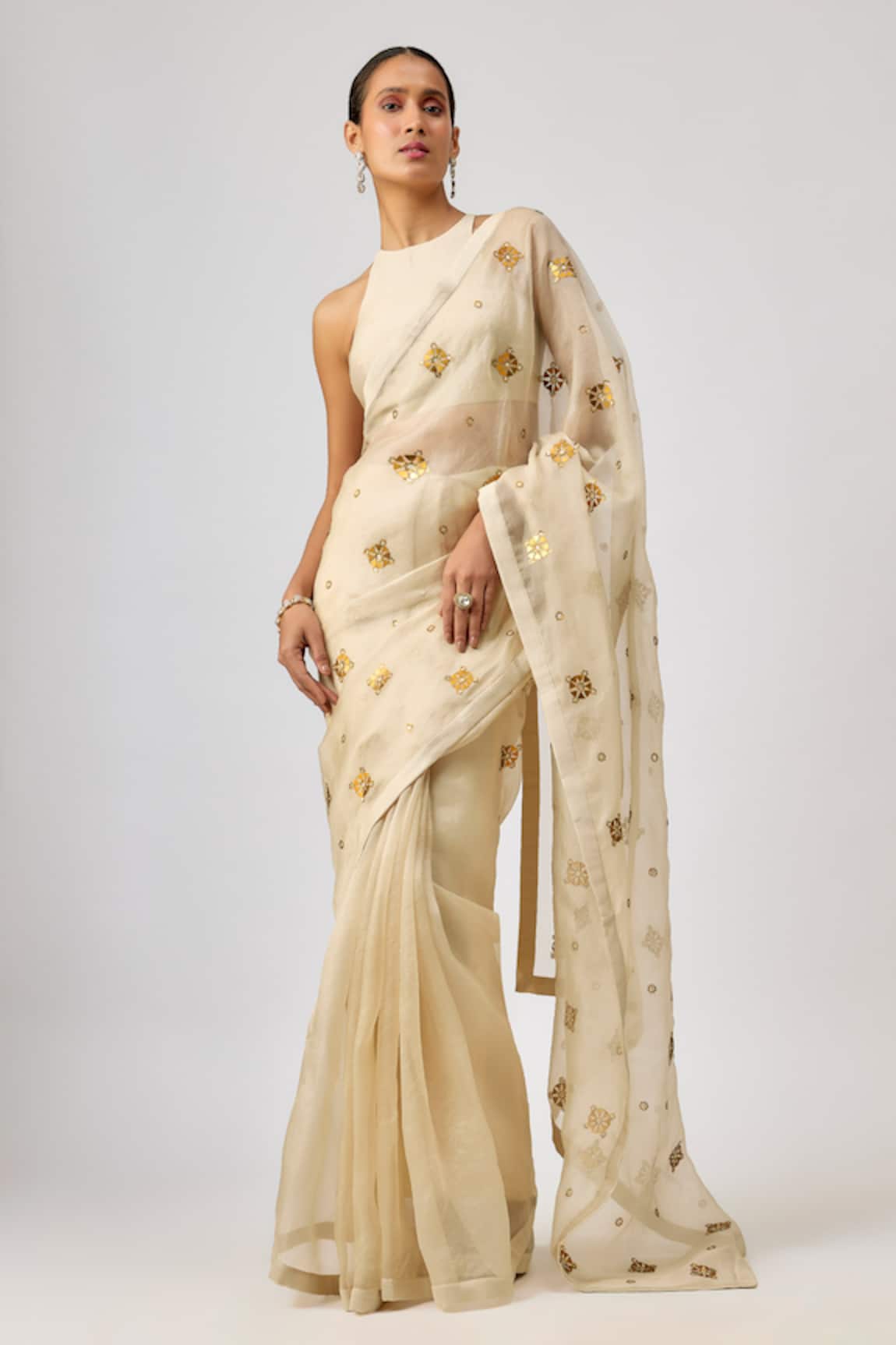 Priyal Prakash MEDALLION MOTIF SAREE SET Beige Medallion Motif Saree Set 