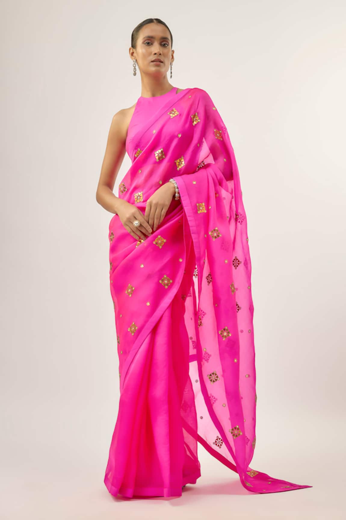 Priyal Prakash MEDALLION MOTIF SAREE SET Magenta Medallion Motif Saree Set 