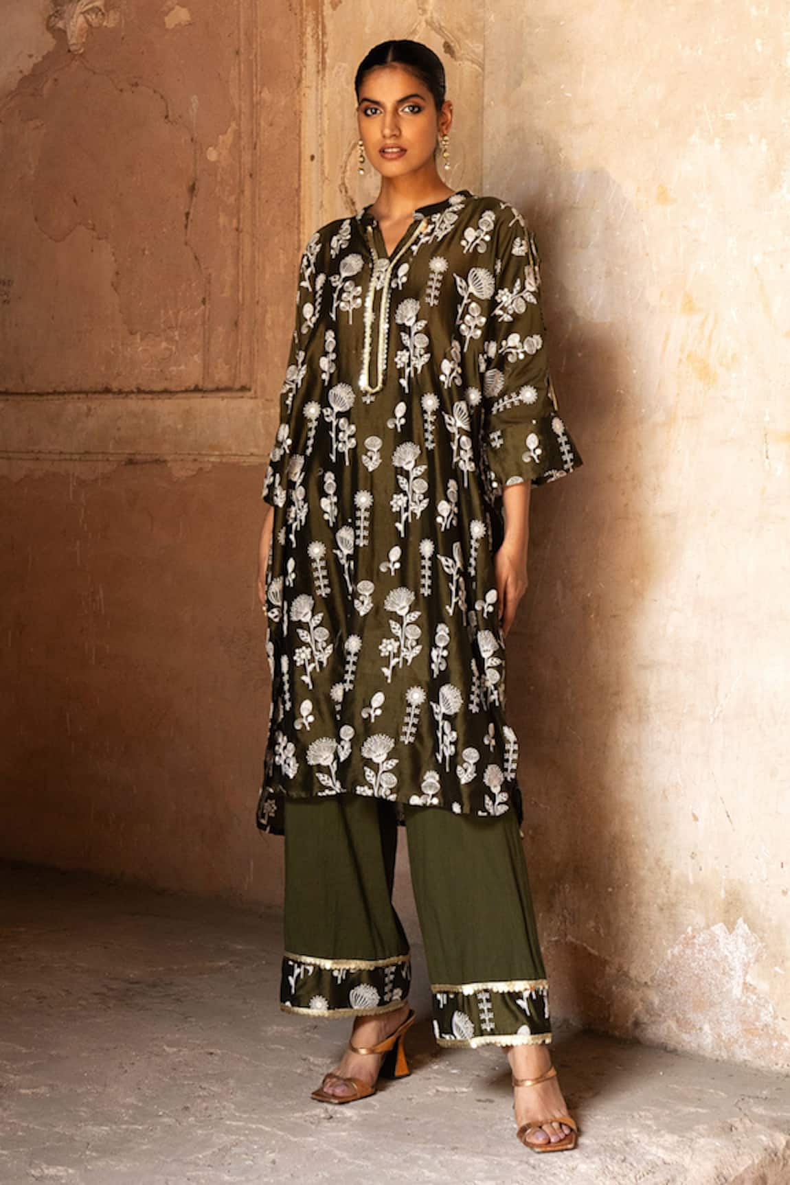 Preevin SUNFLOWER Olive Sunflower Chanderi Kurta Set 