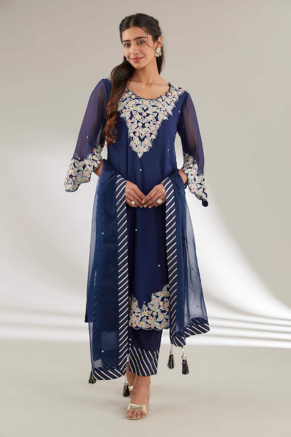 Ajiesh Oberoi Blue Embroidered Kurta Pant Set 