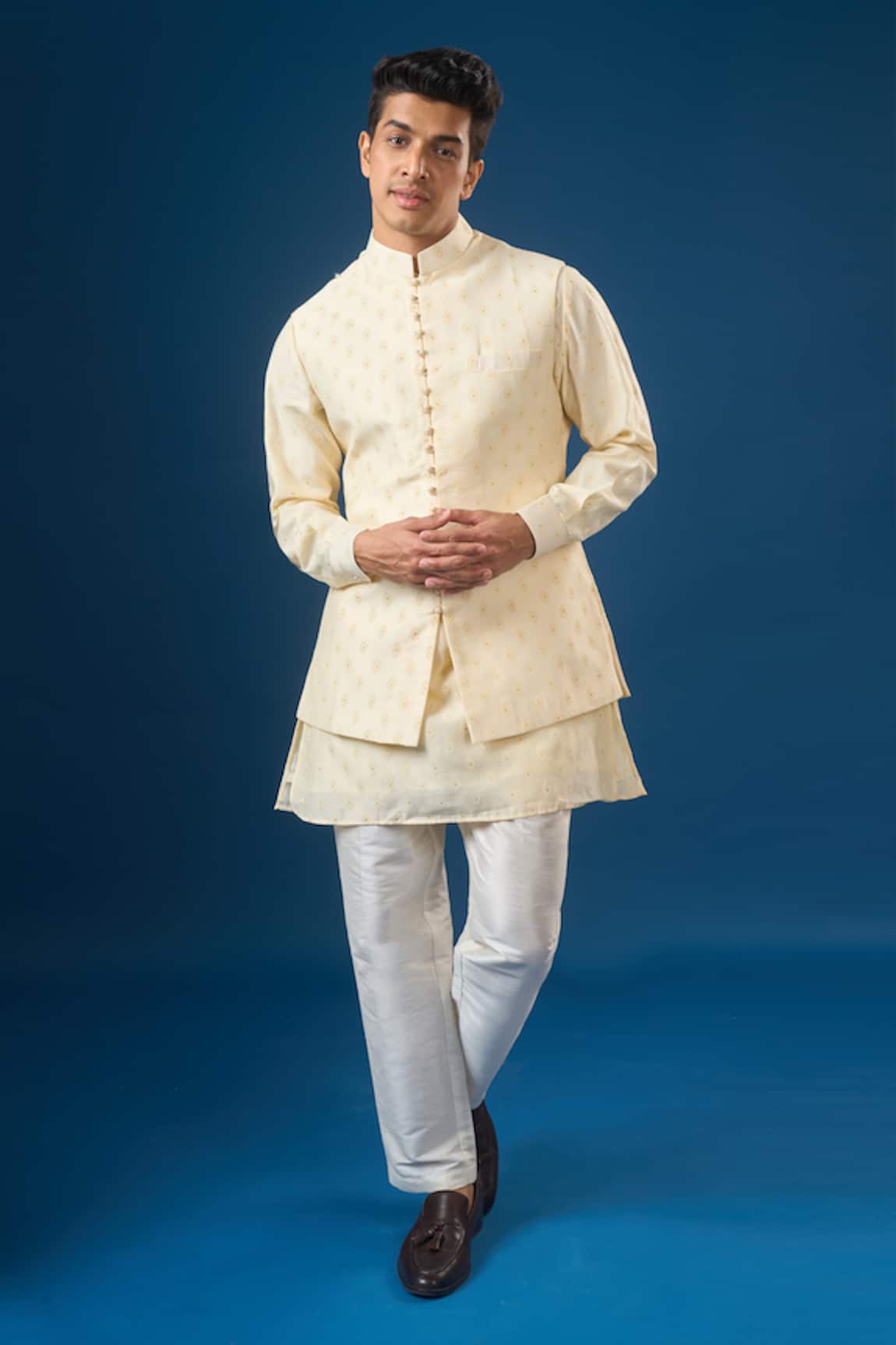 Rng Safawala Cream Brocade Kurta-Bundi Set 
