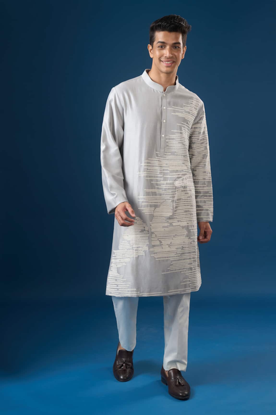 Countrymade Silver Horizontal Line Embroidered Kurta Set 