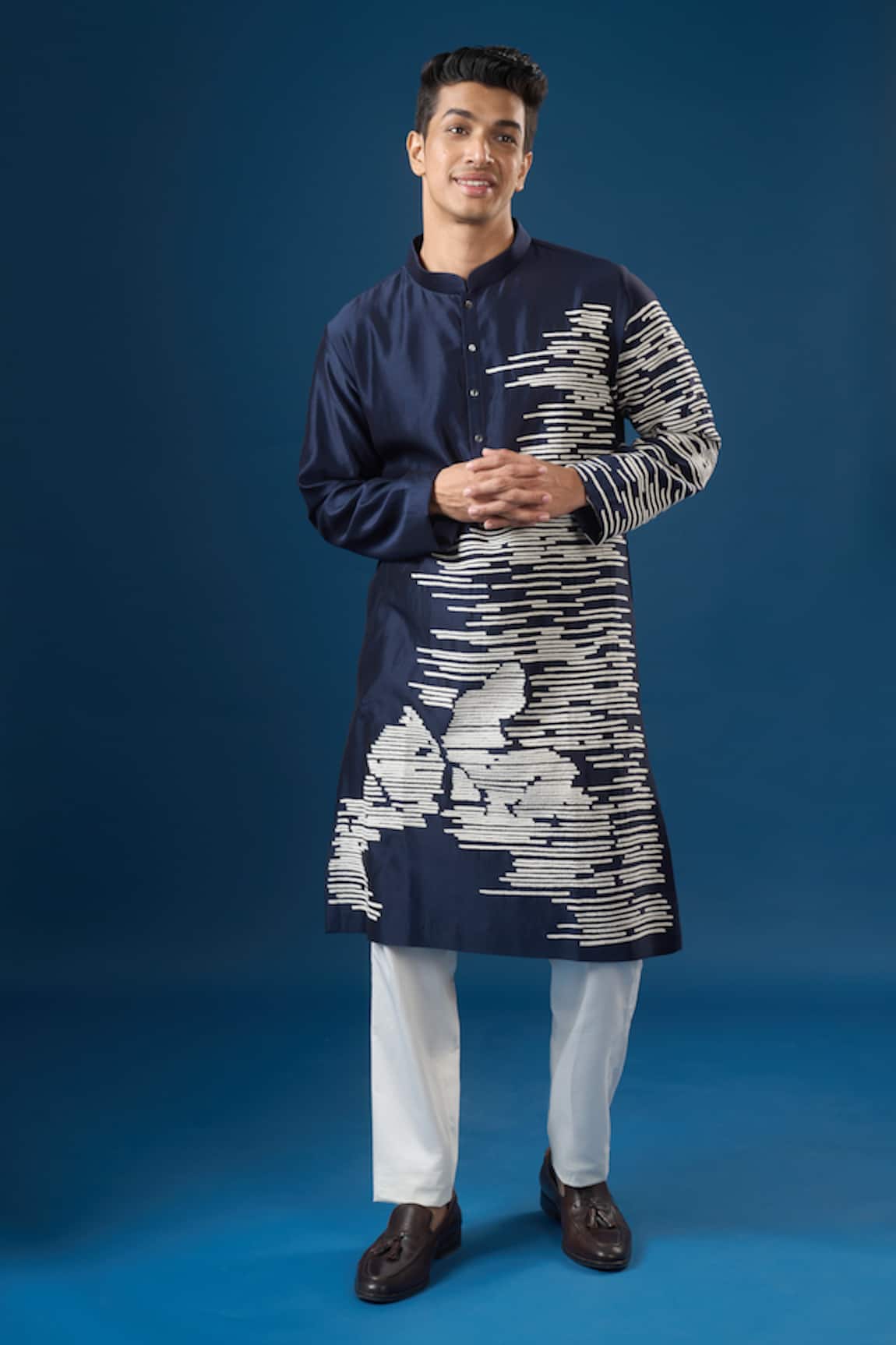 Countrymade Navy Blue Horizontal Line Embroidered Kurta Set 